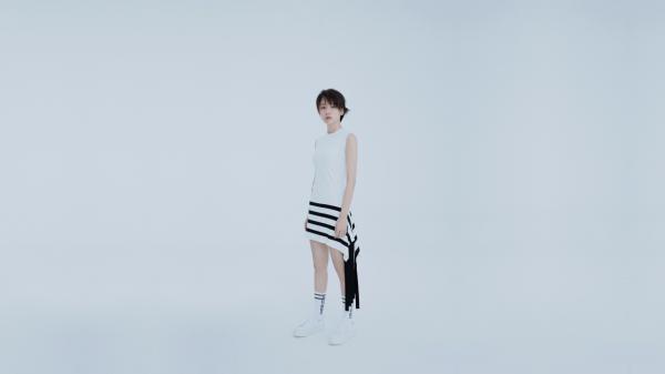 痛觉共享后，校草天天喊疼要贴贴小说阅读 痛觉共享后，校草天天喊疼要贴贴精选章节