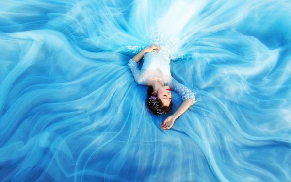 主角是心是天边的云的小说 《小云小花阳阳》 全文精彩试读