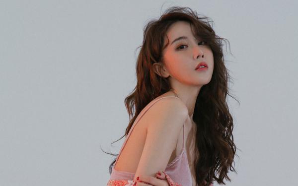 云桐周时瑾小说完整版在线阅读（主角梧桐叶落爱也散云桐）