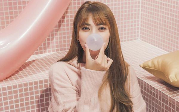 靳多宝秦落凝闺女来自未来，我的恩爱爸妈怎么变对抗组了免费在线全文阅读