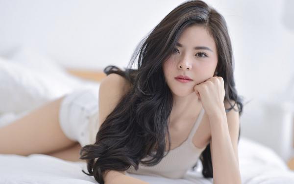 《逃婚北大荒,锦鲤医妻被军少宠翻了!》小说章节在线试读 林晓月霍云起小说阅读