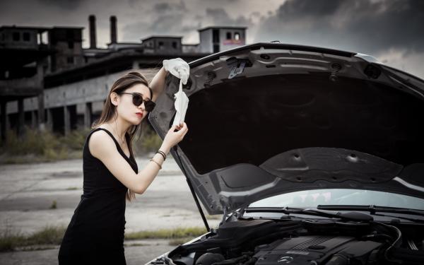 他哭着求我救他妈,却不知道公司是我家开的小说全文在线阅读 张伟陈屿全文完整版章节