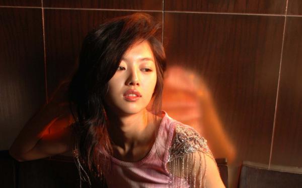 《重生十八岁，阴湿亡夫人设崩了》全文精彩章节在线阅读（柯安檀宴驰）