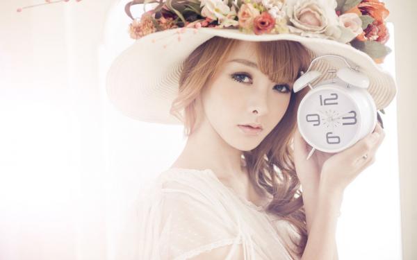 《掌门觉醒后,抡着板砖把天命男主拍飞了》小说全文免费试读 叶天季沧澜白浅浅小说阅读